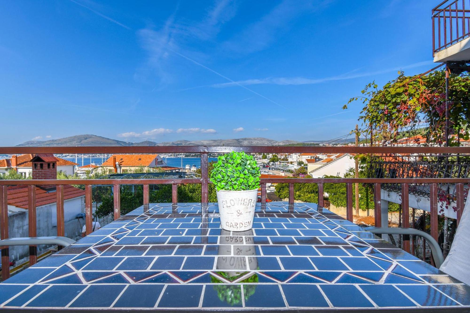 Apartment Mara Trogir Ngoại thất bức ảnh