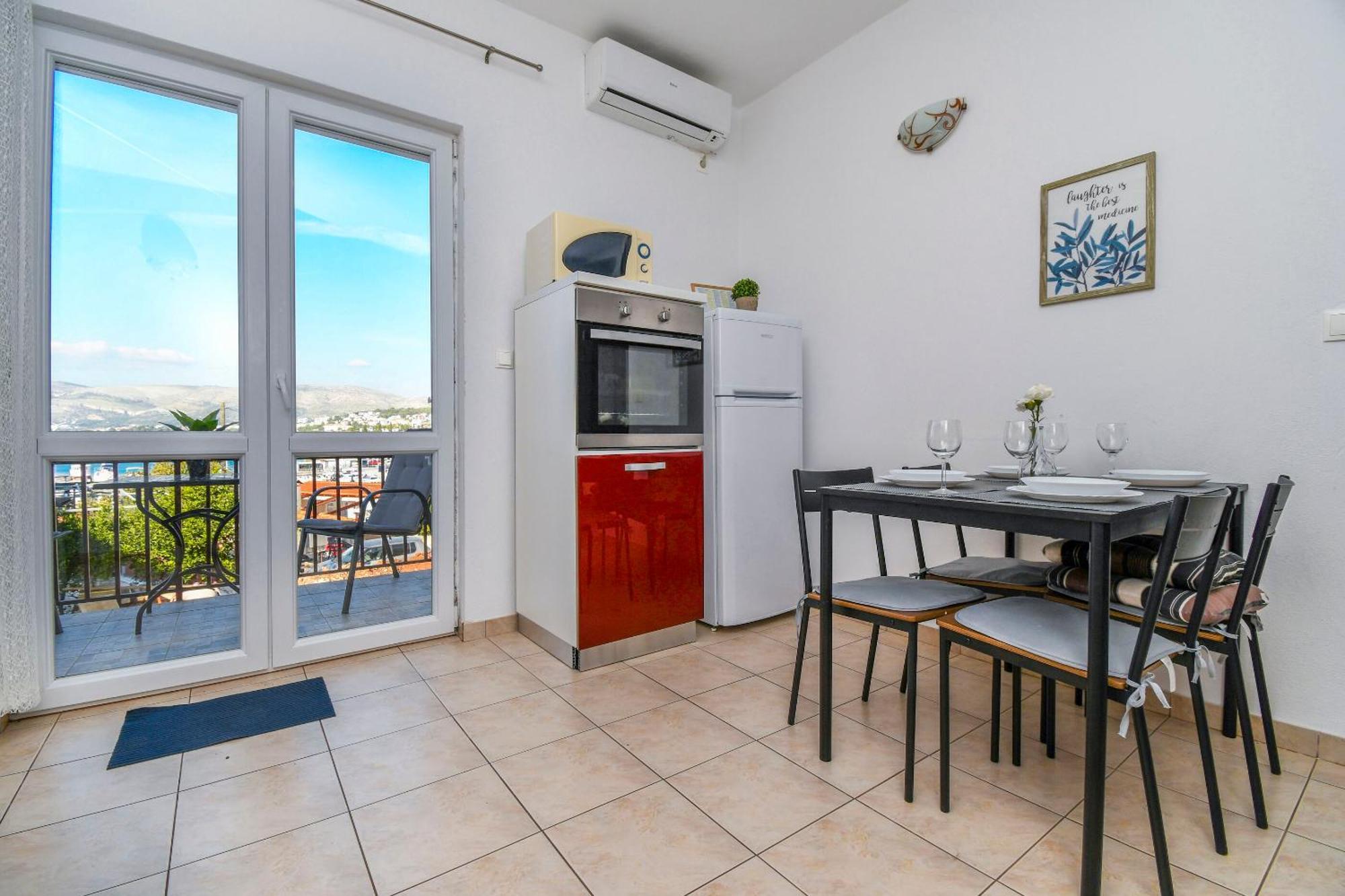 Apartment Mara Trogir Ngoại thất bức ảnh