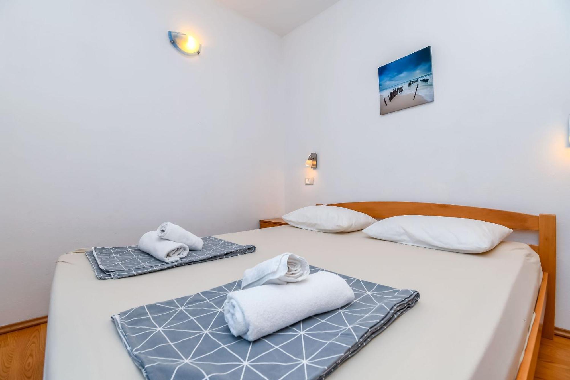 Apartment Mara Trogir Ngoại thất bức ảnh