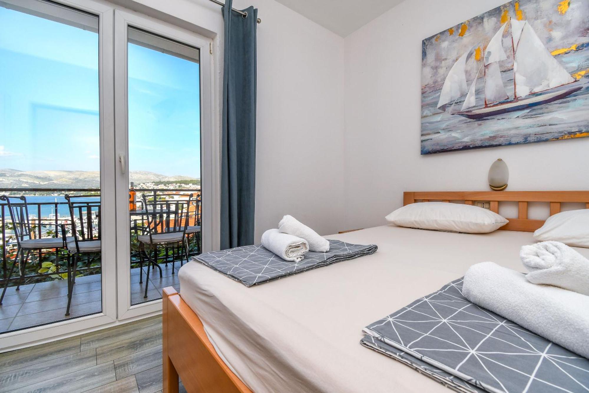 Apartment Mara Trogir Ngoại thất bức ảnh