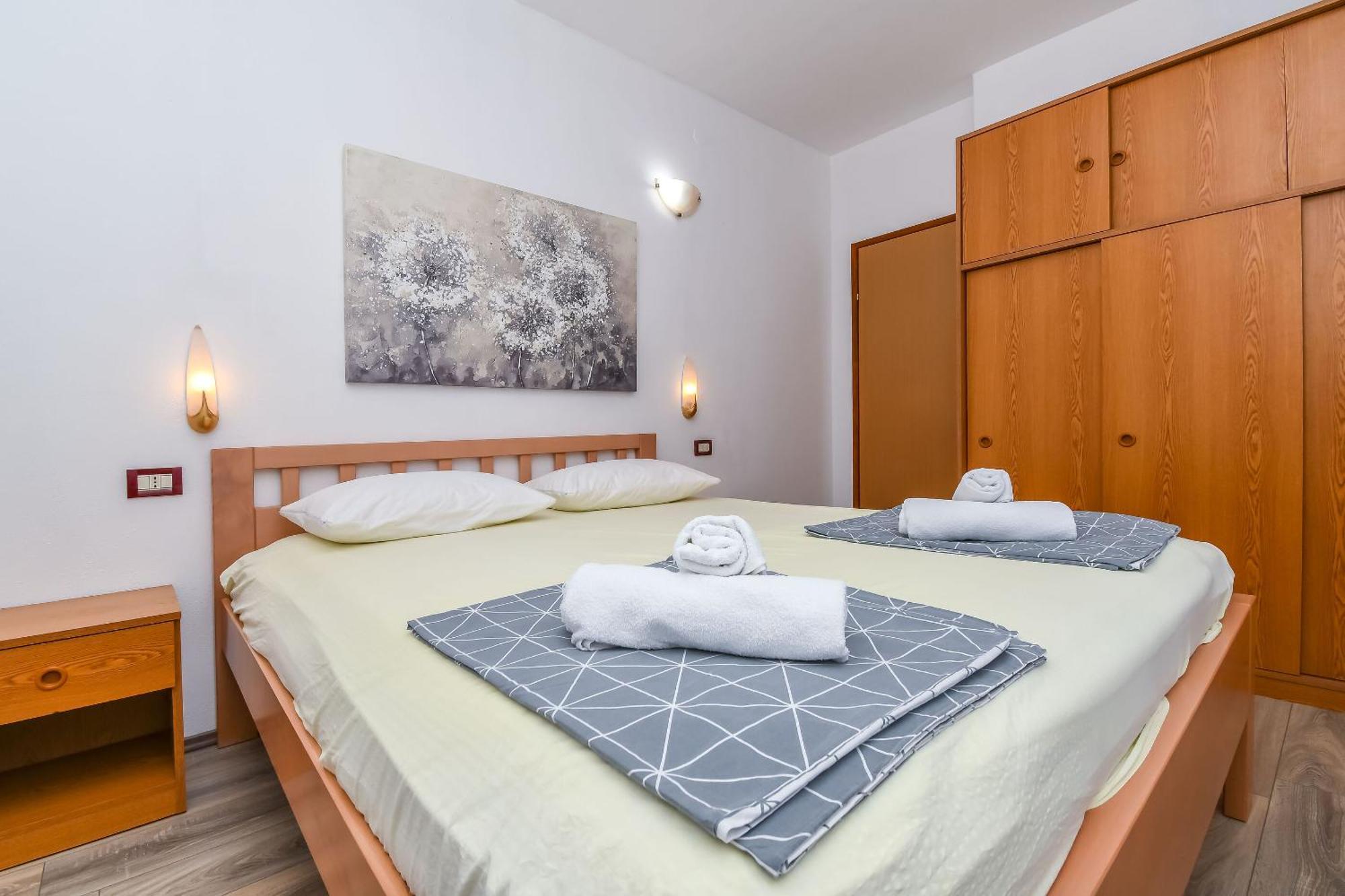 Apartment Mara Trogir Ngoại thất bức ảnh