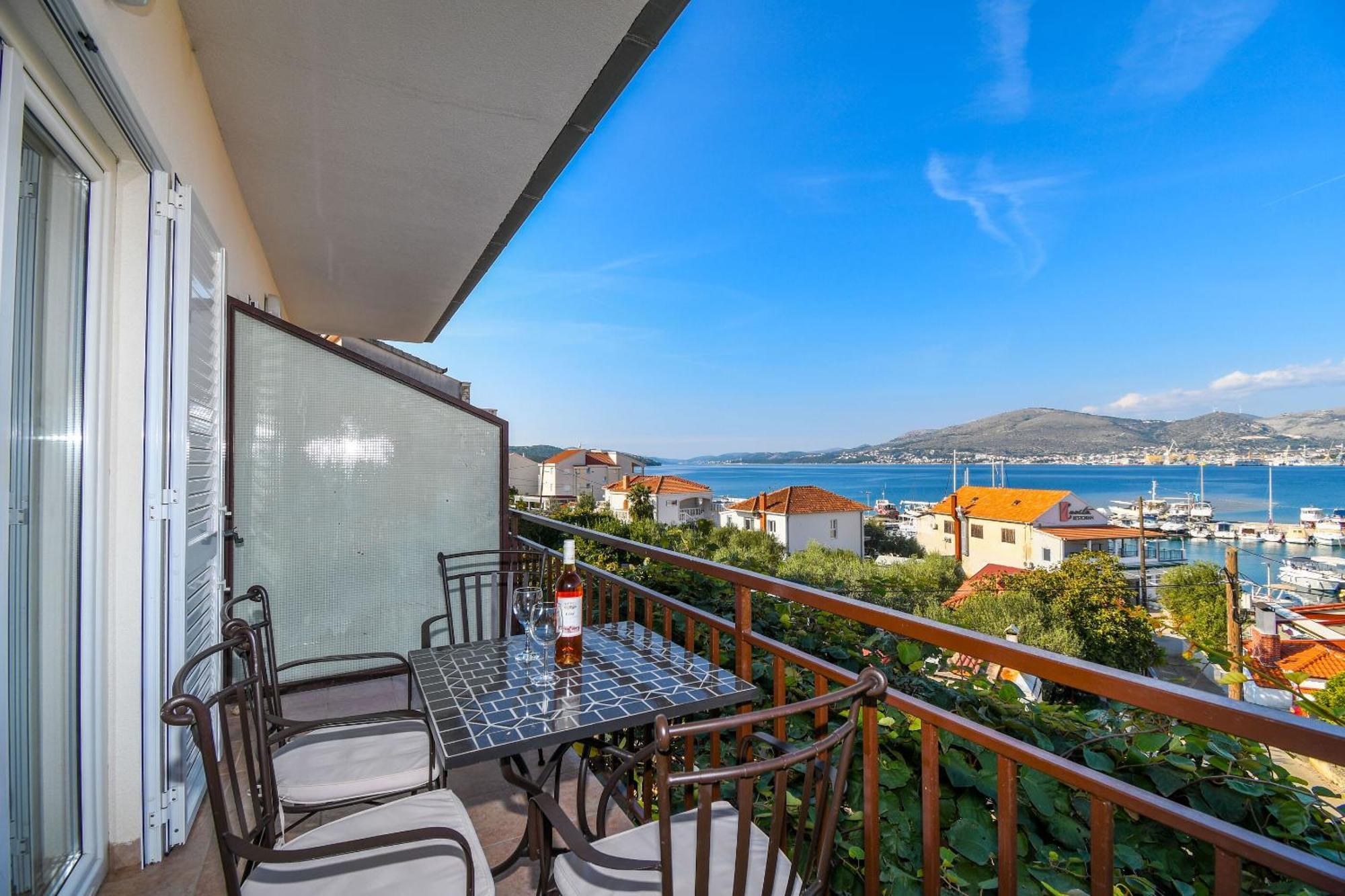 Apartment Mara Trogir Ngoại thất bức ảnh