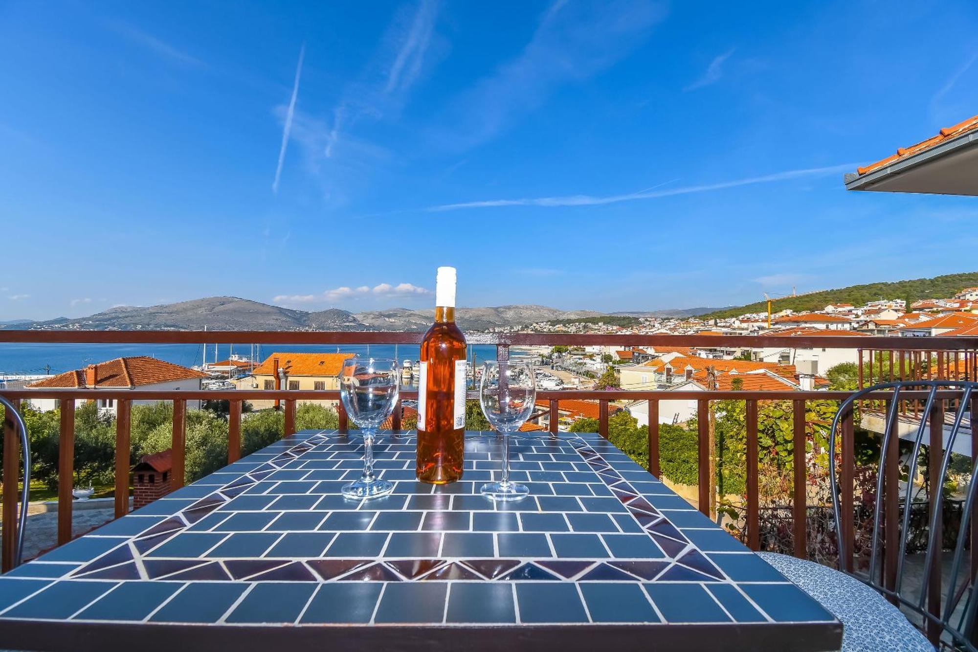Apartment Mara Trogir Ngoại thất bức ảnh