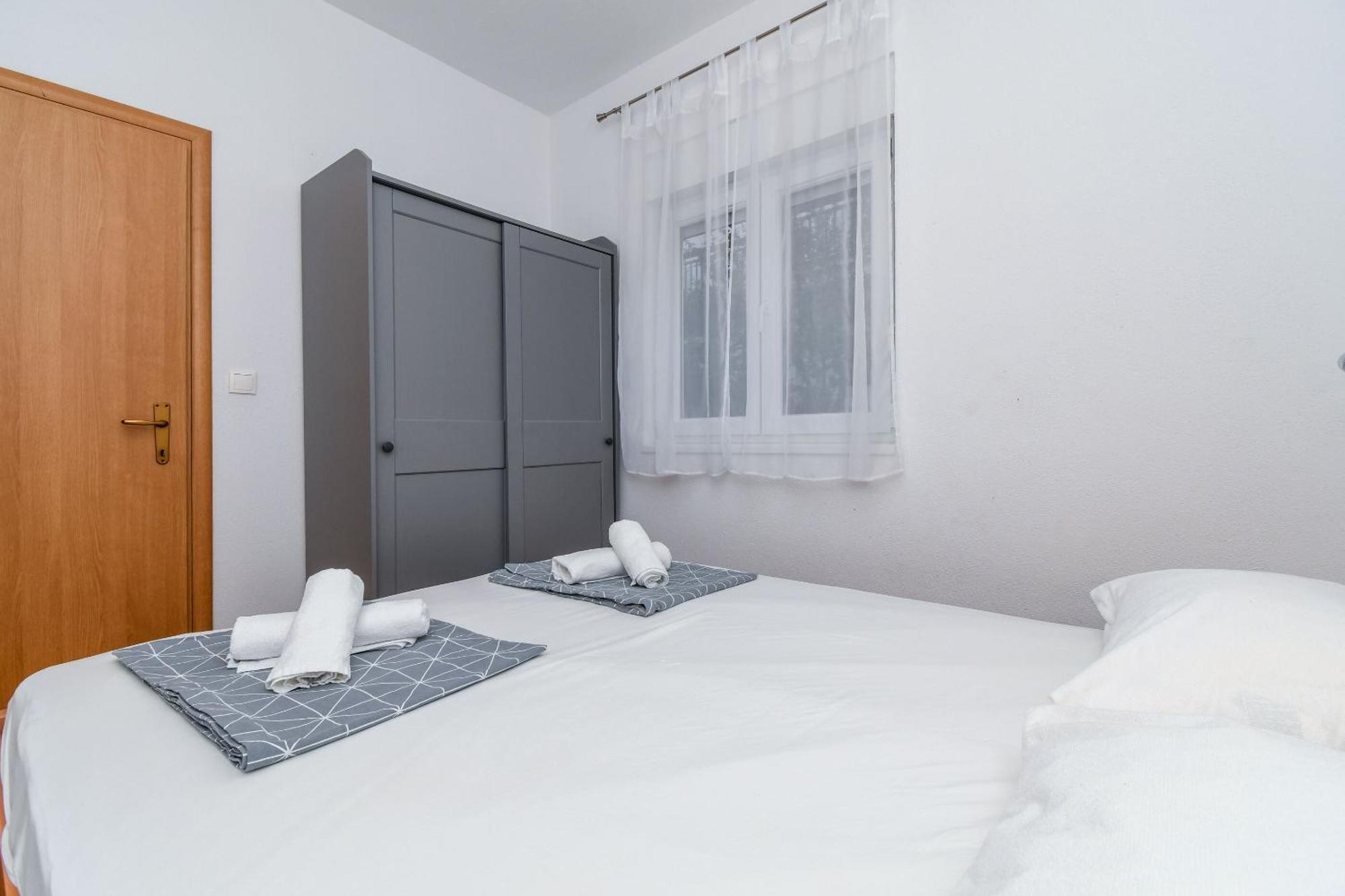 Apartment Mara Trogir Ngoại thất bức ảnh